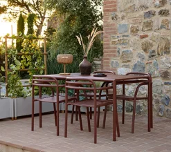 Bliss Matgrupp - Bord 130x80 cm + 4 st Stolar Desert Red