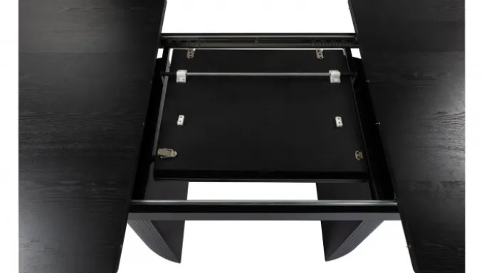 Chiba Matbord Svart Ek