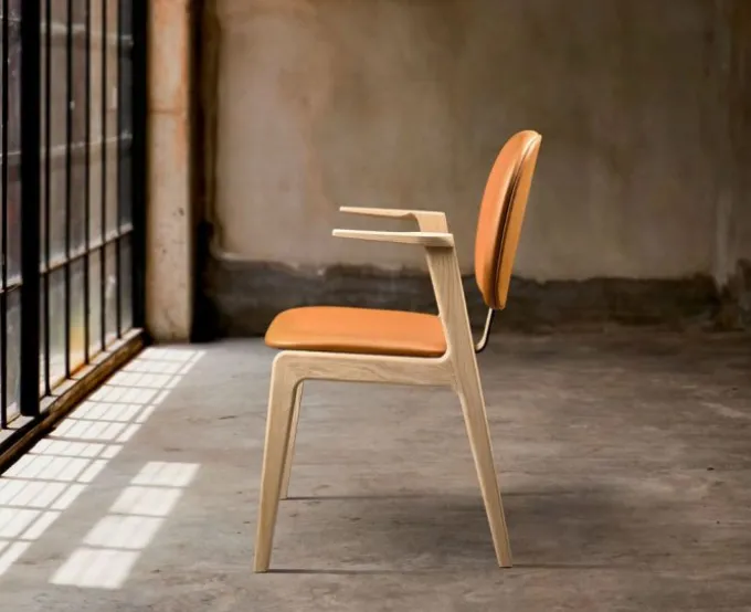 Cliff Karmstol Ljus Ek