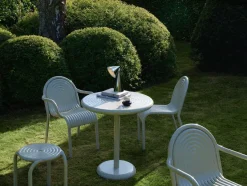 Groove Cafebord Rund 70cm Putty