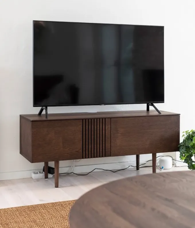 Joel Mediabänk 120 cm Rökbetsad Ek