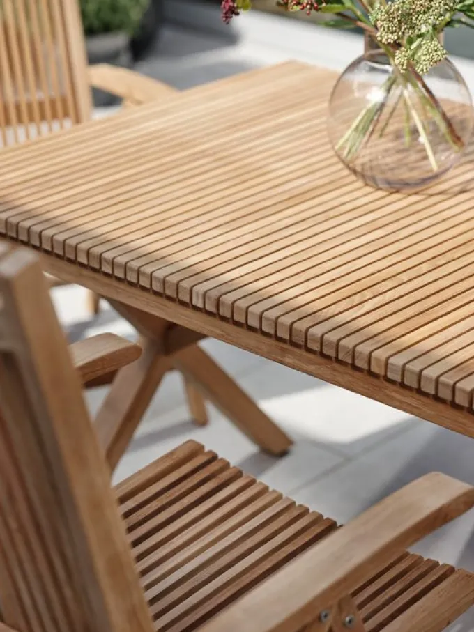 Julita Matgrupp 150x90 cm Teak ink 4st Pos.stolar
