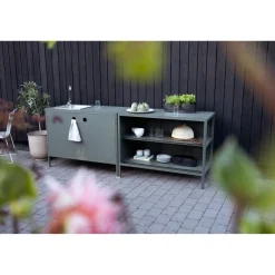 Kelia Utekök Med dörrar Nordic Green