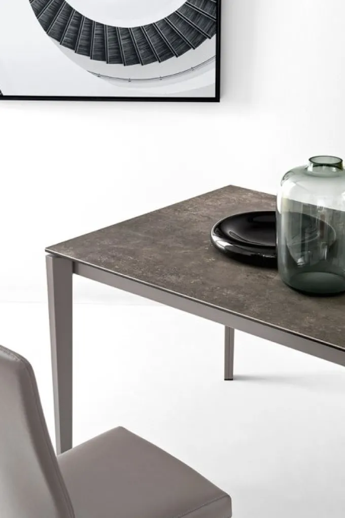 Pentagon Fast Matbord 160 cm