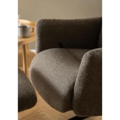 Randers Fåtölj med fotpall Monza tyg Taupe